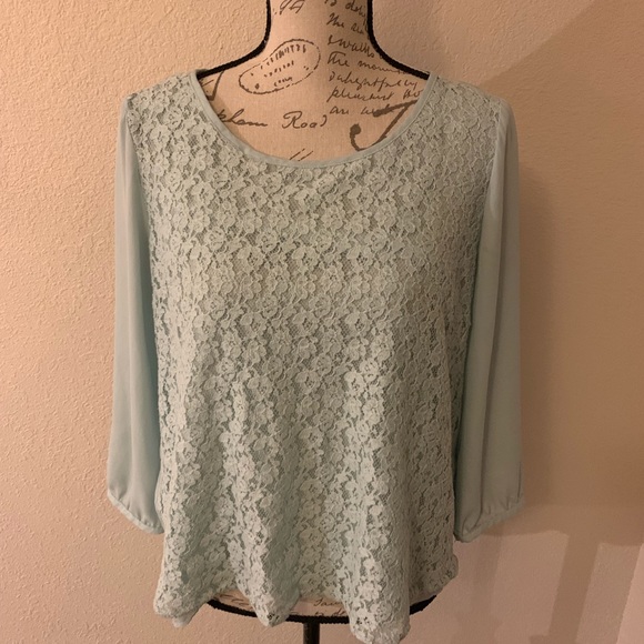Lauren Conrad Top - Picture 1 of 5